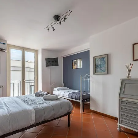 Pensión Vicere' Maqueda *